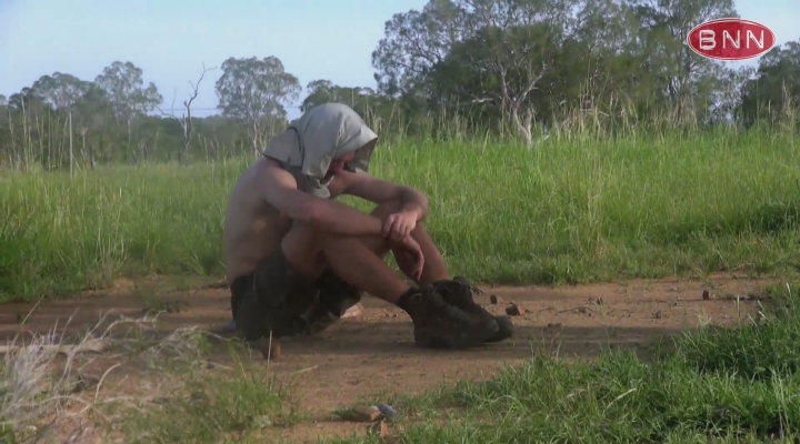 Tim gaat de strijd aan met hitte, uitdroging en zijn eigen grenzen in Australi
