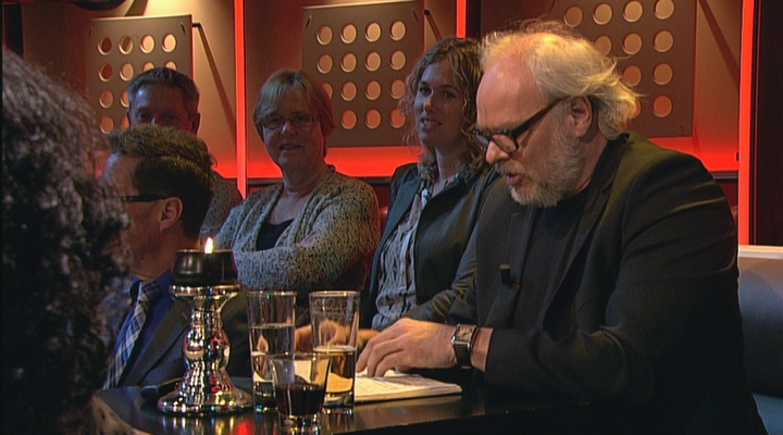 De Wereld Draait Door hele uitzending - 4-12-2013