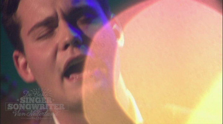 Feestdagenspecial - Douwe Bob - I Don't Like Christmas