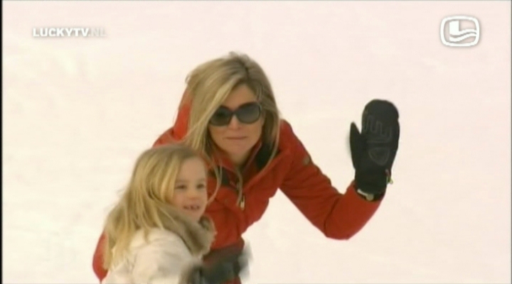 Lucky TV - Willy en Max hebben een persmomentjuh - 24-2-2014