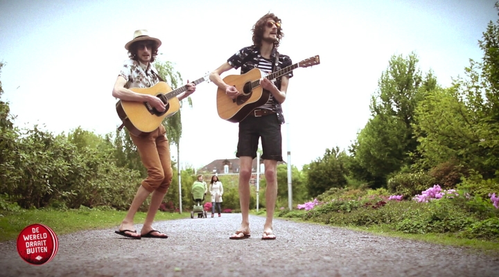 Tangarine zingt voor De Wereld Draait Buiten