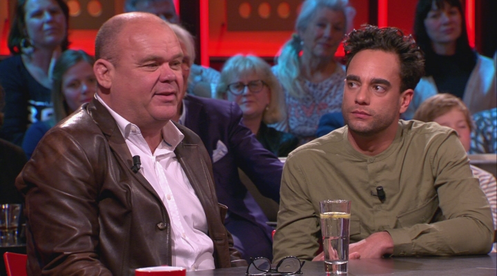 Toneelstuk 'Moeders en zonen' 