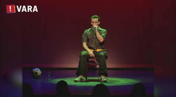 Najib Amhali - Een vlucht met Aeroflot - kort + sub (Veni vidi vici)