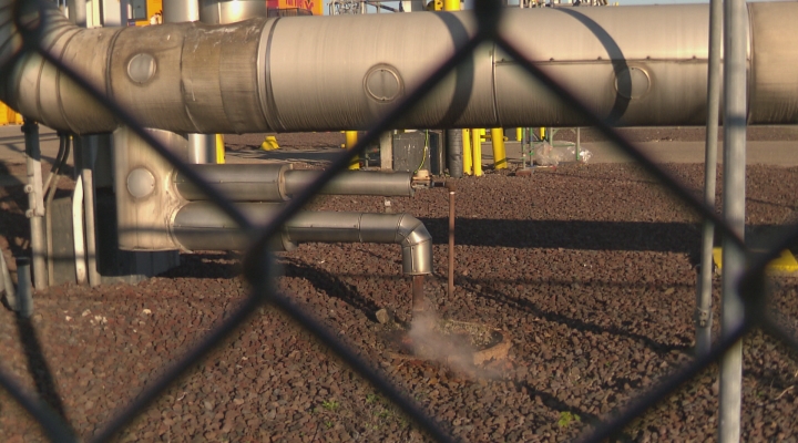 Zembla - Geheimen van de chemische industrie (eerste minuten)