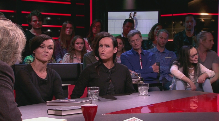 Kunstduo L.A. Raeven presenteert hun ‘drielingzus’