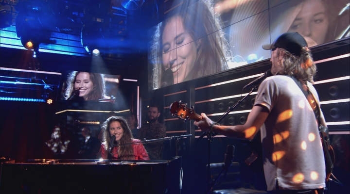 Iris Hond feat. Gavin - Home