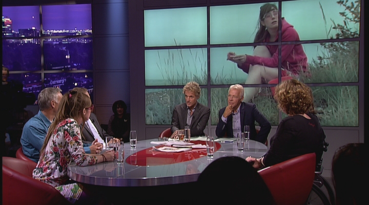 Tinkebell over 'Save our Children' (13-09-2013)